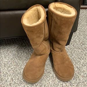 Chestnut Uggs